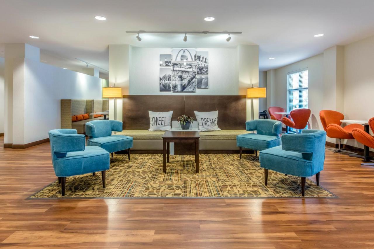 Comfort St Louis Airport Bridgeton